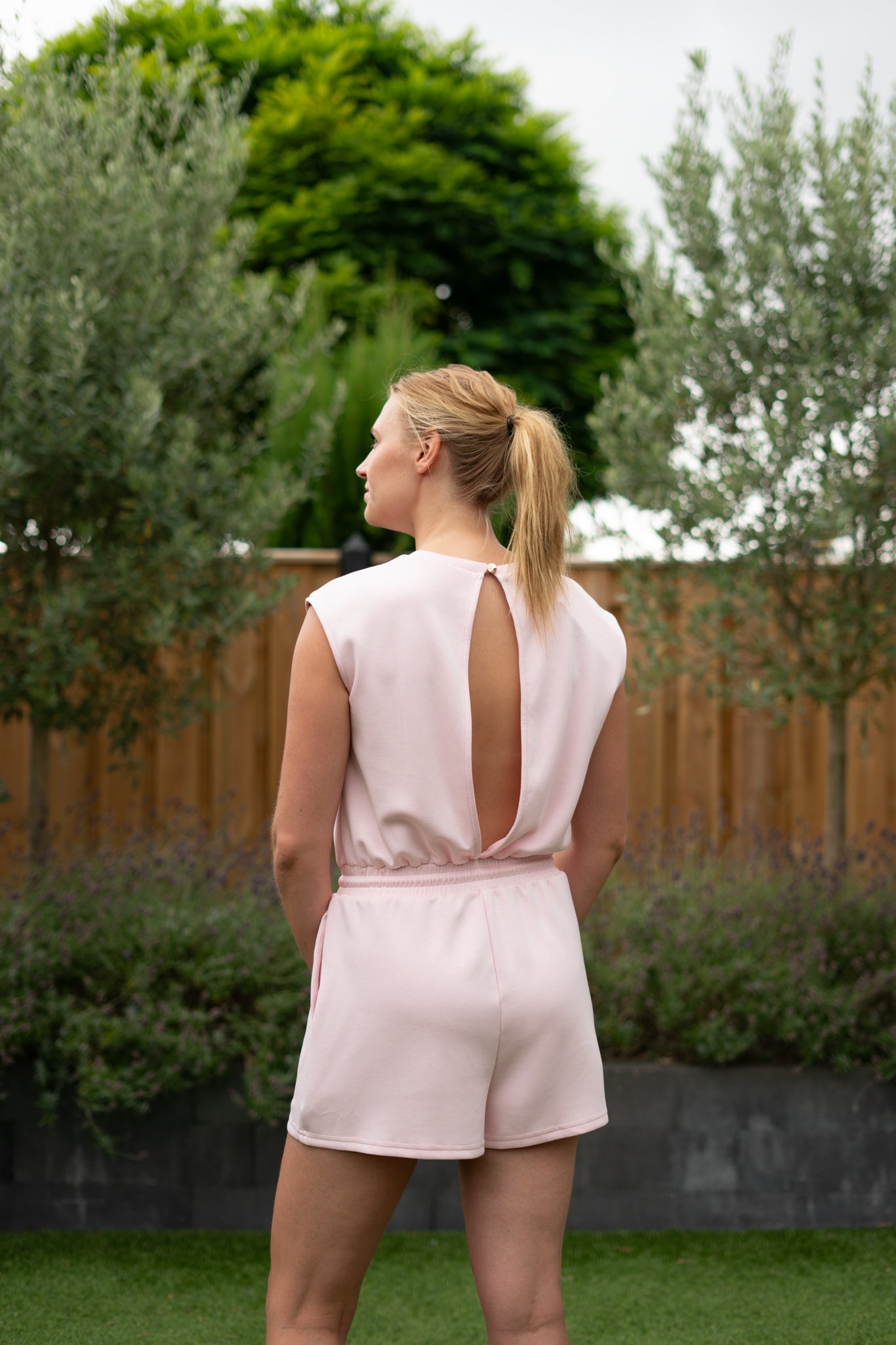 Zachte Playsuit – comfy & chaos-proof ✨