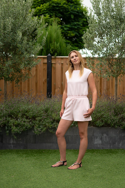 Zachte Playsuit – comfy & chaos-proof ✨
