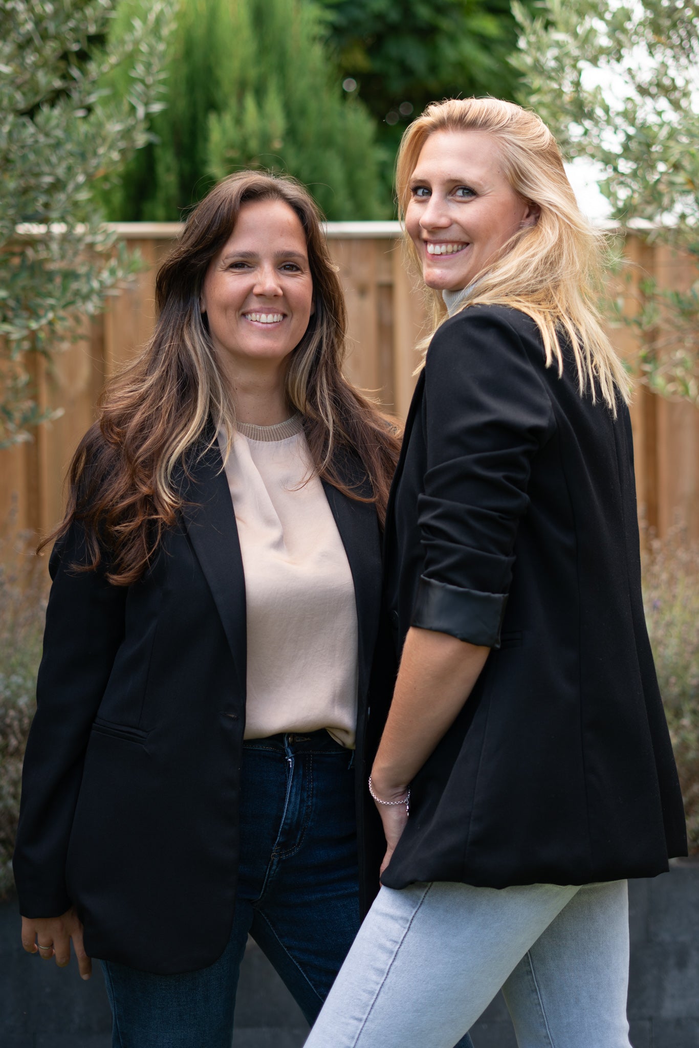 Zwart colbert – tijdloos & chic