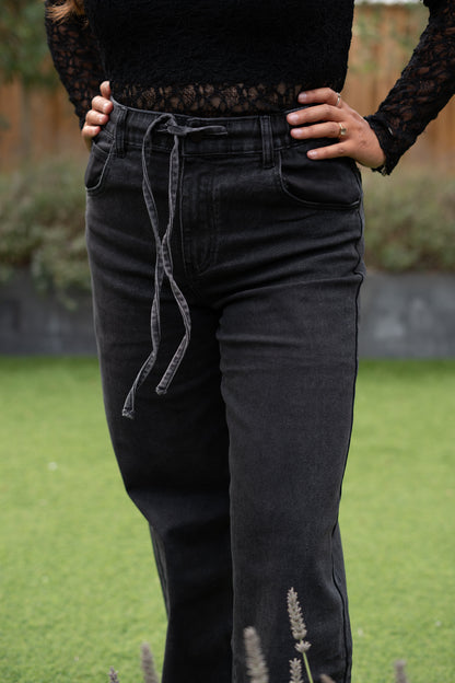 Zwarte wide leg broek– comfortabel en stijlvol