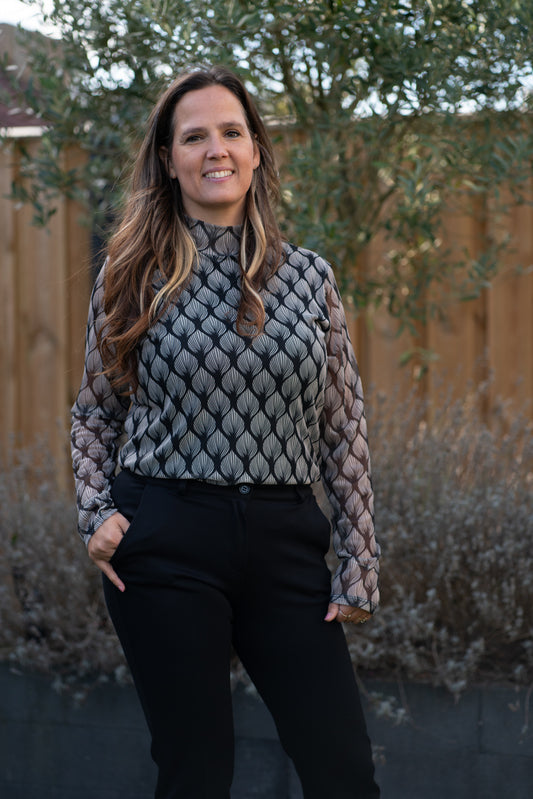 Bladerprint Shirt – Doorschijnende Mouwen